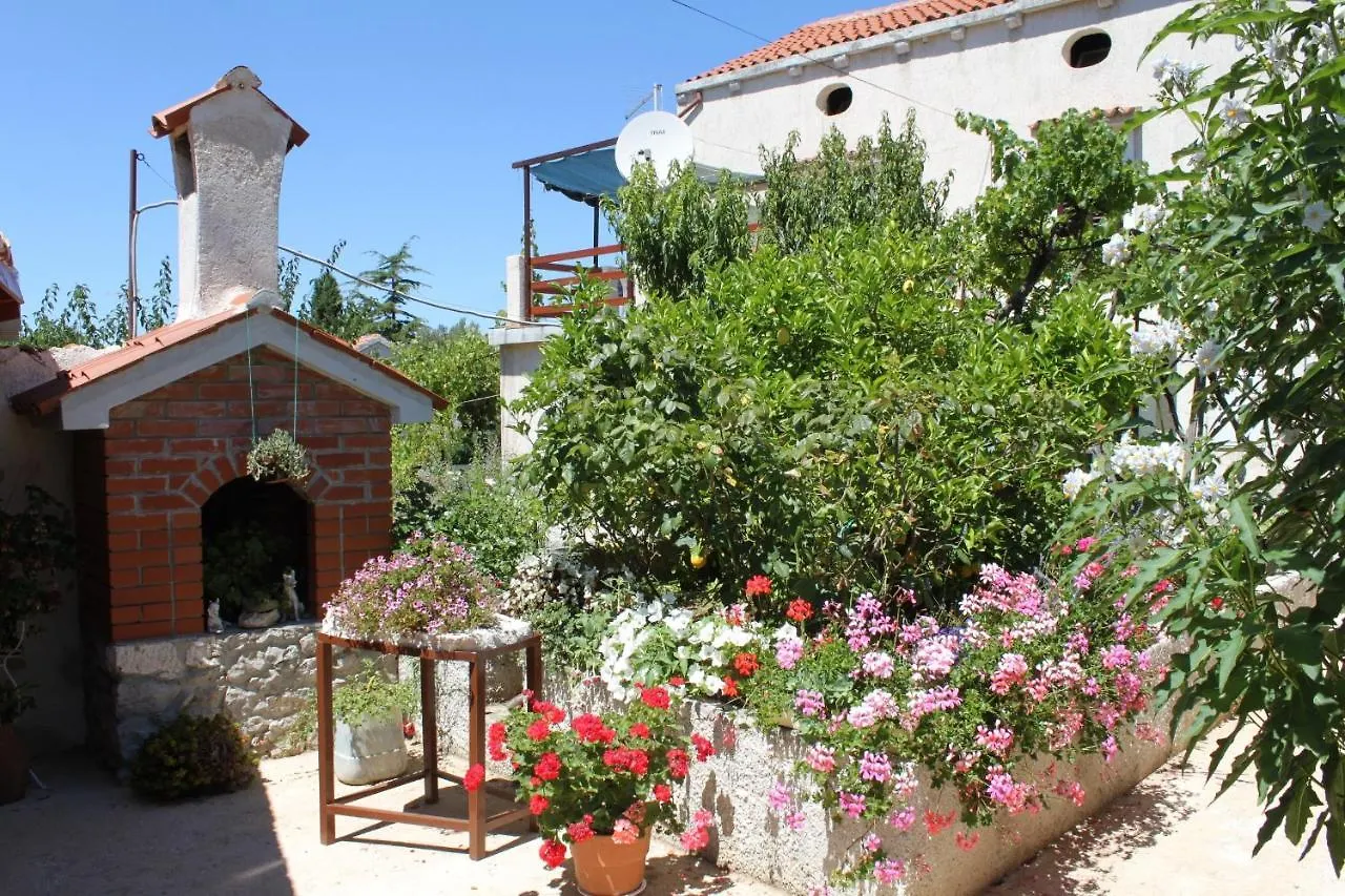 Apartments With A Parking Space Veli Losinj, Losinj - 8060