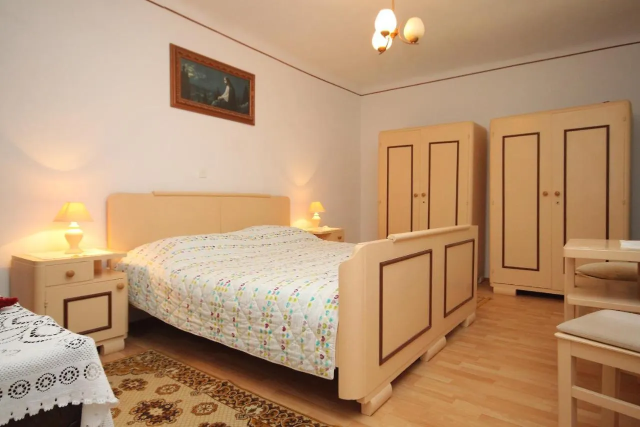 Apartments With A Parking Space Veli Losinj, Losinj - 8060